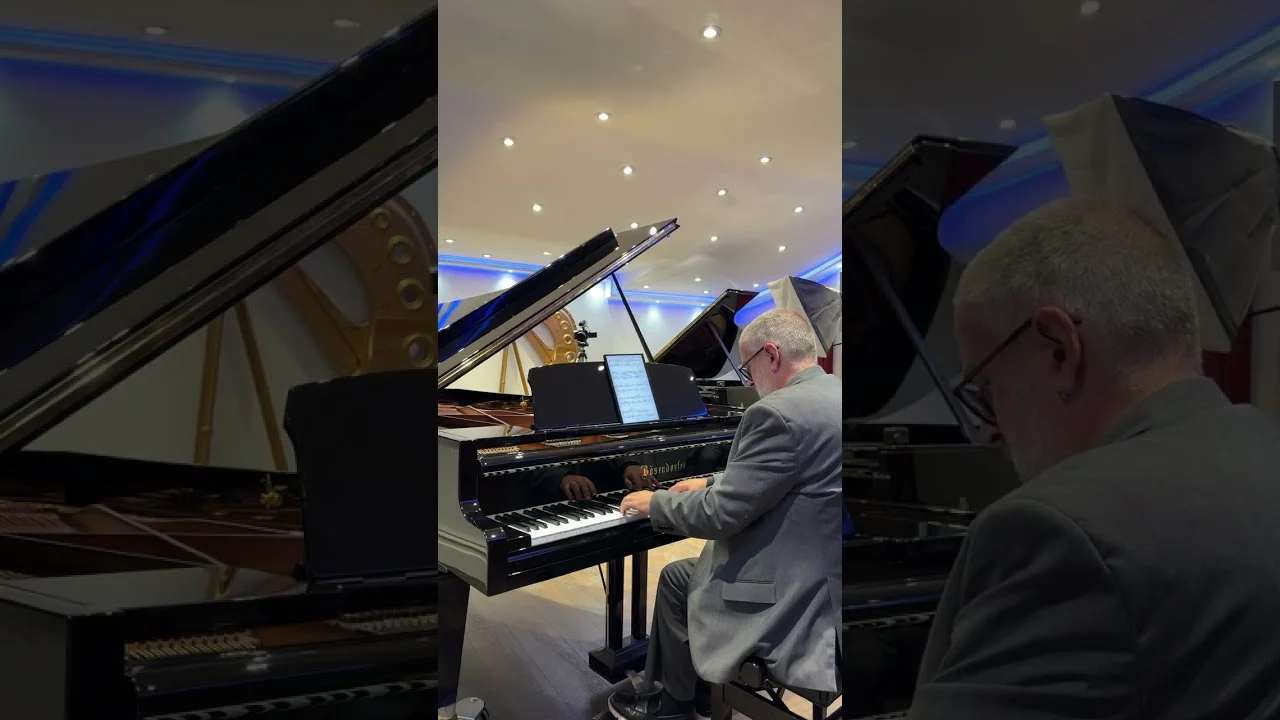 Video thumbnail: 1969 Bösendorfer 275 Concert Grand Piano 92 Note
